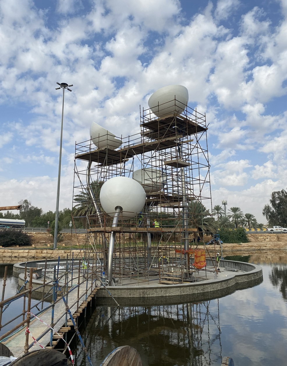 Design & Construction of Mega Fountains & Musical Water Features