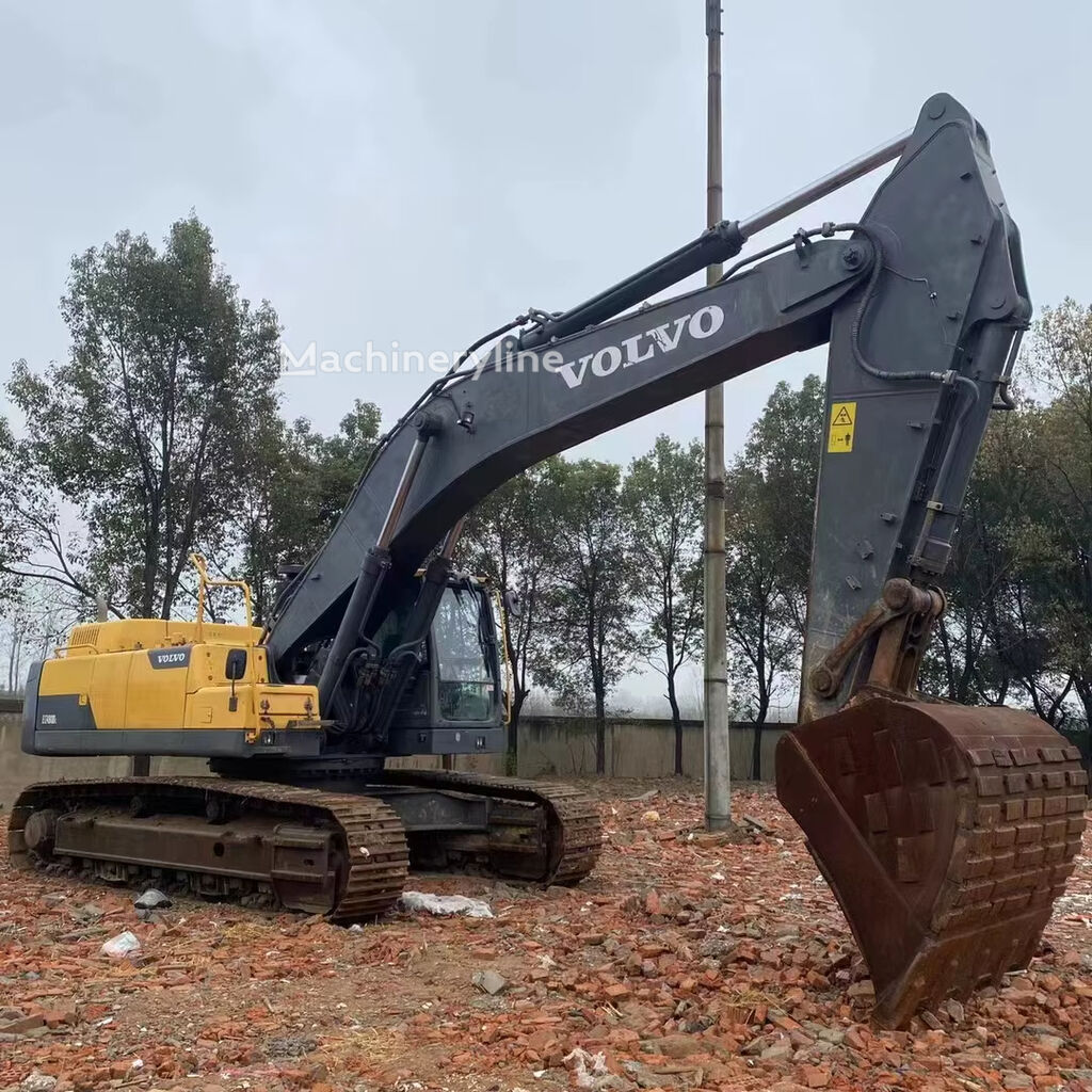 Poclain Excavator Volvo